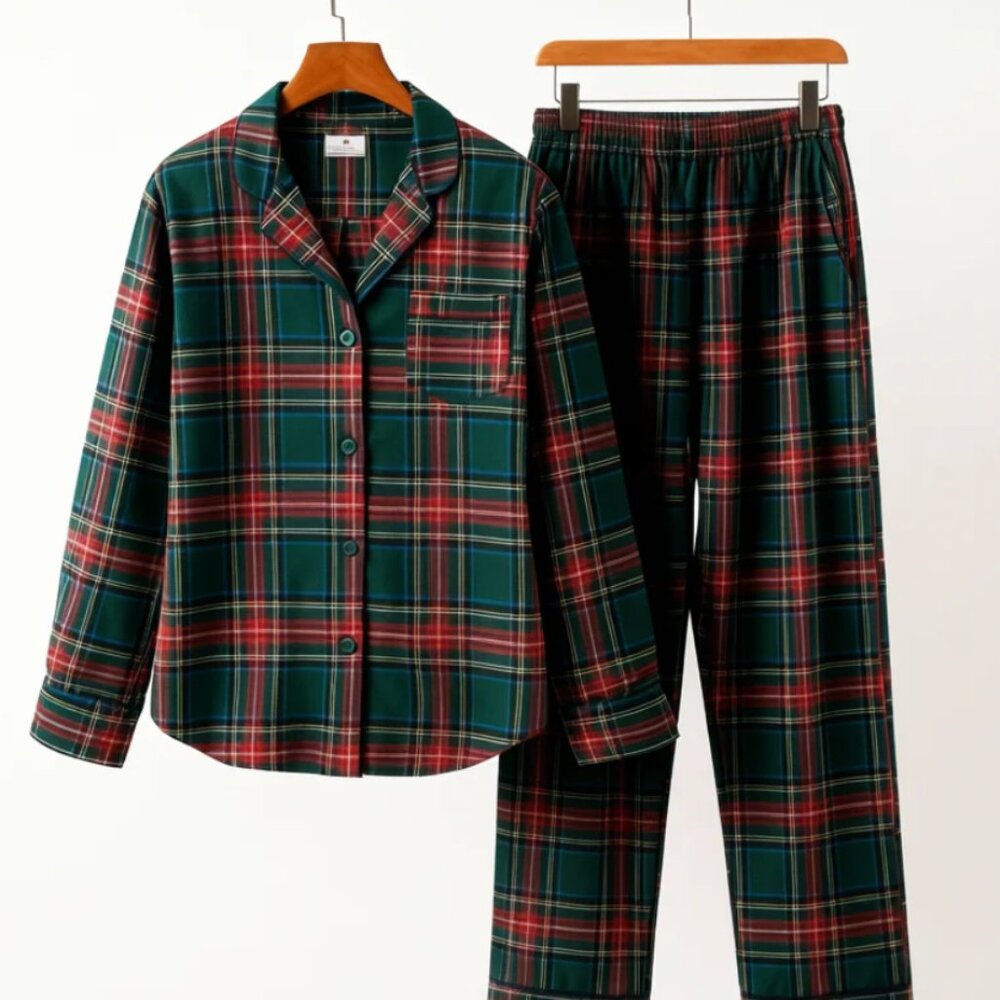 Kids Christmas Plaid Button-Front Pajamas Set - NWT!